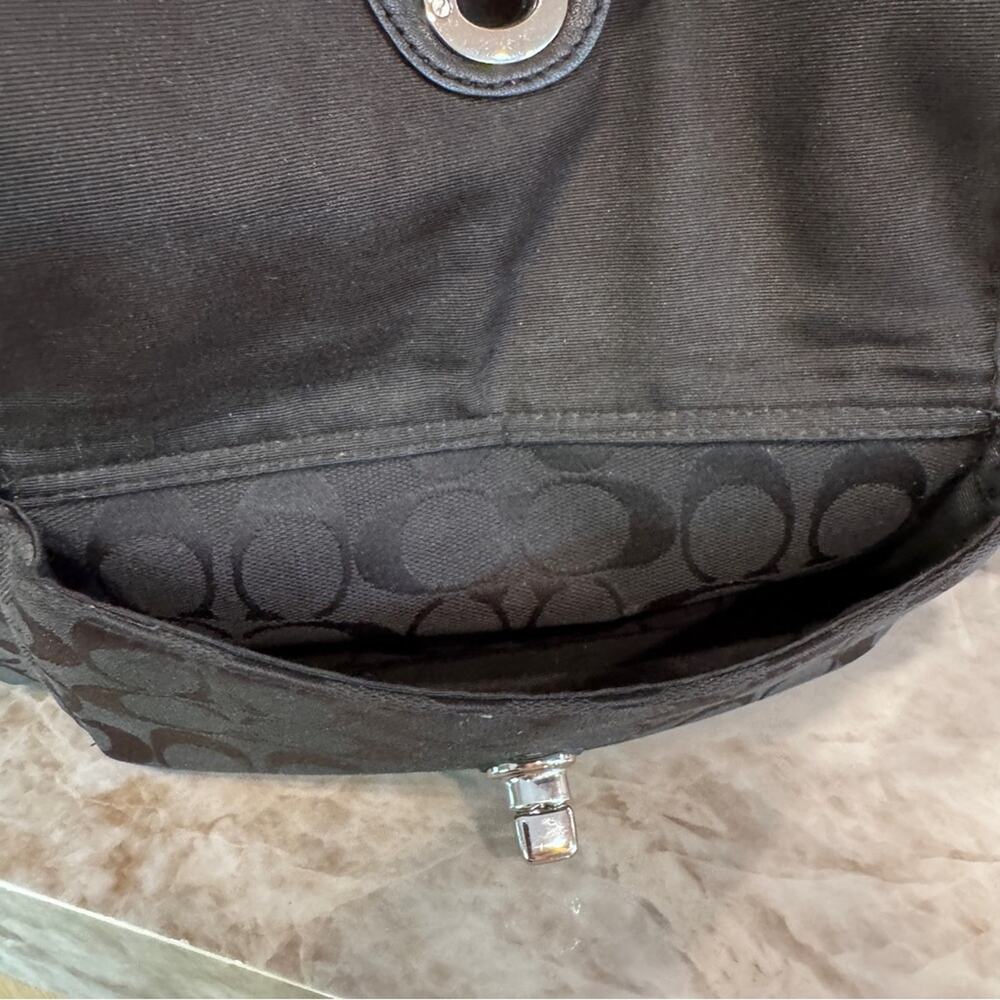 Coach Black on Black Logo Legacy Signature Courtenay Hobo shoulder Bag - Picture 10 of 12